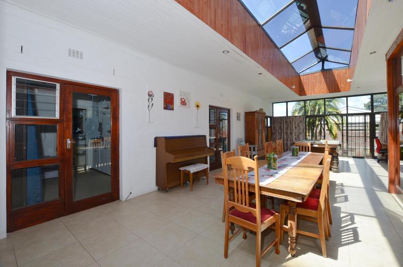 6 Bedroom Property for Sale in Parow North Western Cape